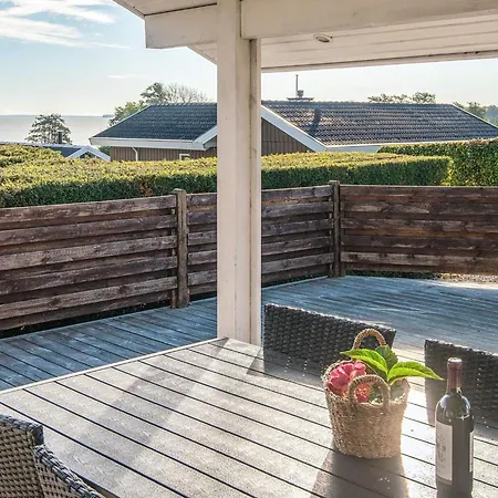 Seaside Haven With Open Terrace Дом отдыха Sonder Bjert