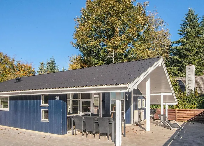 Seaside Haven With Open Terrace *